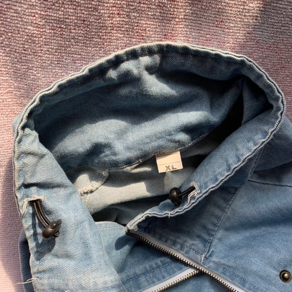 Jacket - Picture 3 of 3